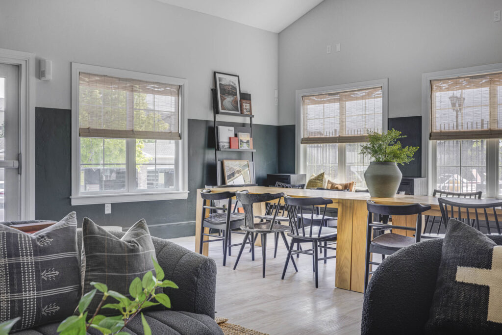 clubhouse dining area
